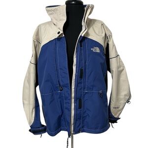 Vintage The North Face women’s Size Medium‎ gore-tex ski jacket. New with tags.